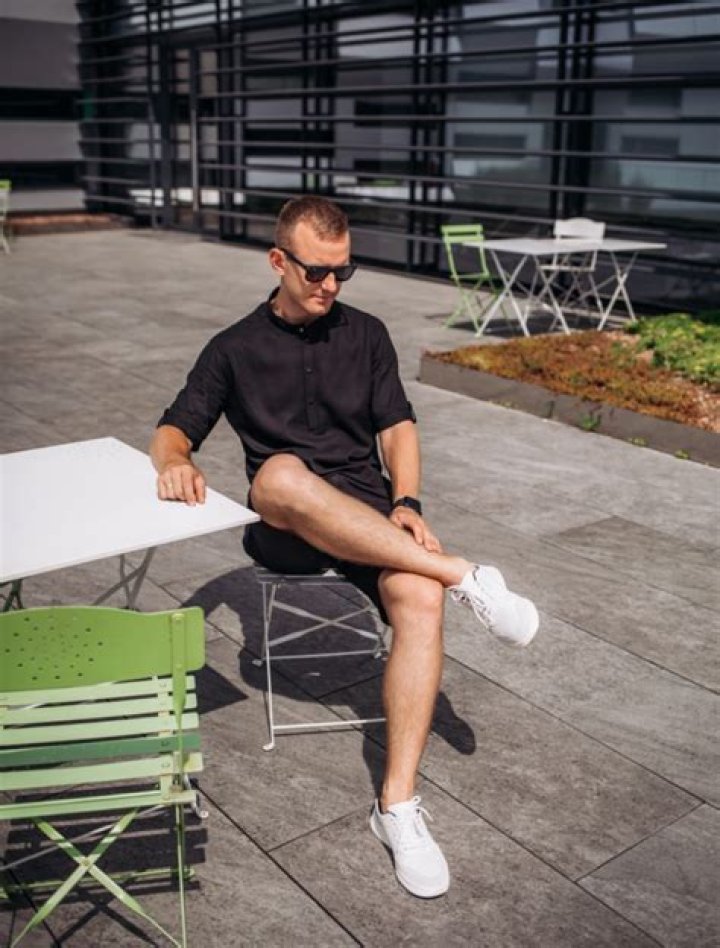 Polished summer outfit for warm weather
